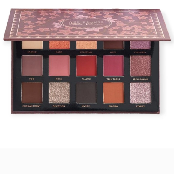 Ace Beauty Mystic Romance Eyeshadow Palette - Picture 1 of 3